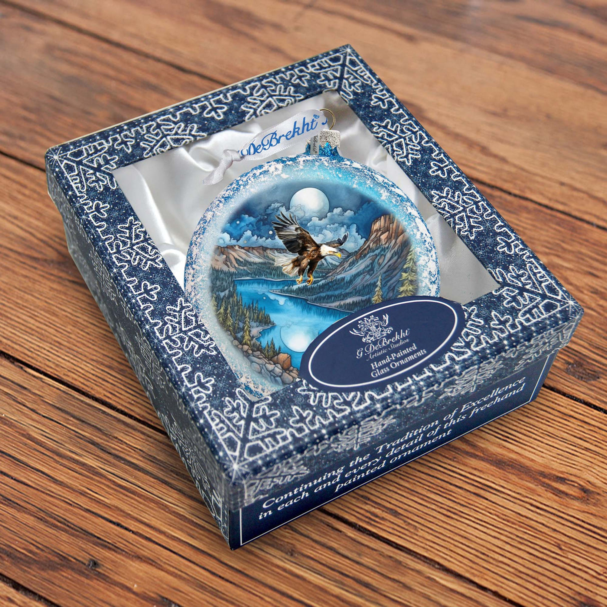 Adorno de cristal de águila en vuelo de G. DeBrekht - Decoración navideña con motivos de vida silvestre - 744-044