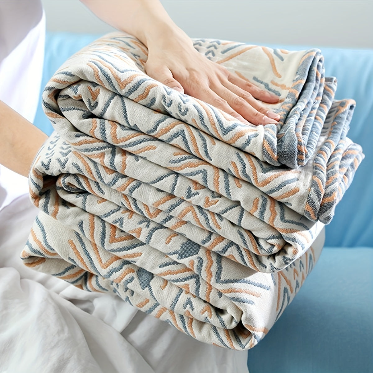 Versatile All-Season Sofa Towel Blanket - Reversible, Machine Washable, Perfect for Camping & Gifts