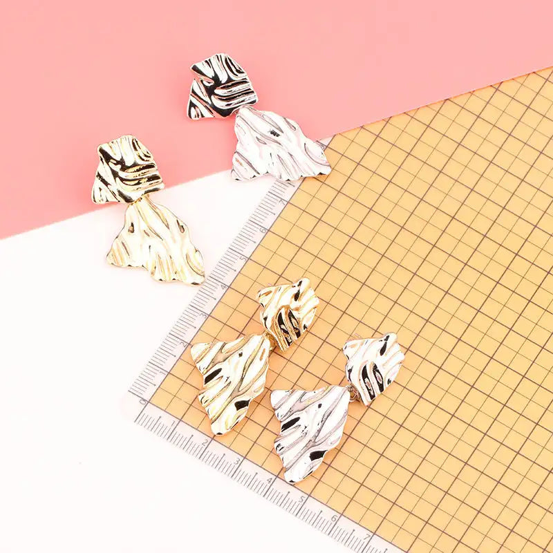 European And American Fashion Exaggerated Irregular Earrings Simple Geometric Female Vintage Earrings - Lootquake