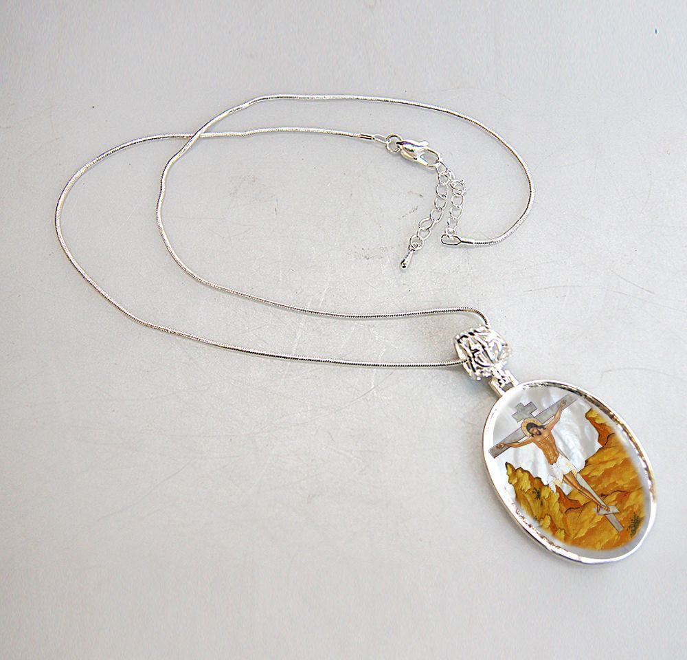 Crucifixion Silver Plated Mother of Pearl Jewelry Necklace - 43058