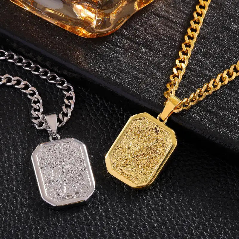 Artistic Retro Tree Of Life Relief Hip Hop Necklace - Lootquake