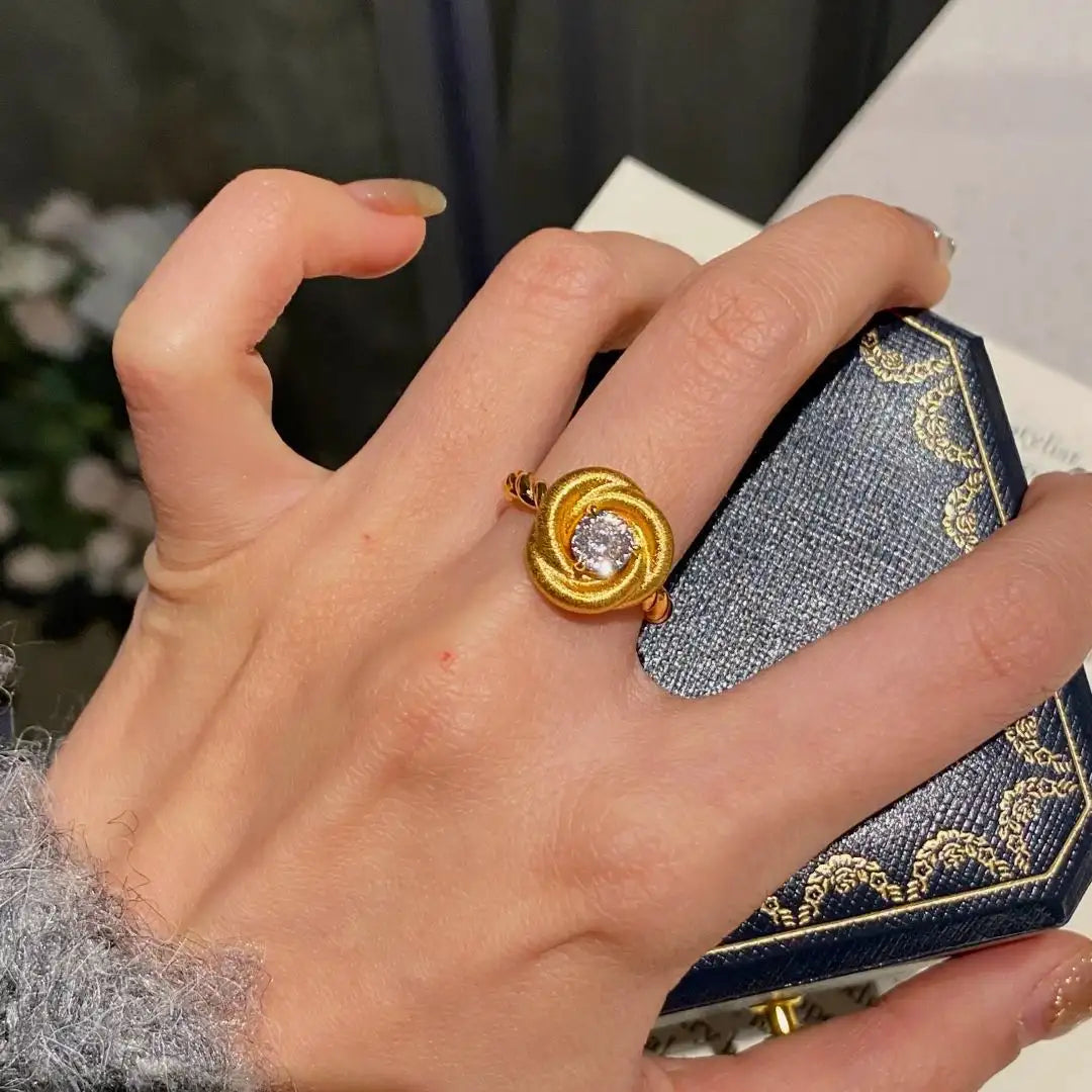 Romantic Eternal Love Mobius Brushed Rose Pendant - Lootquake