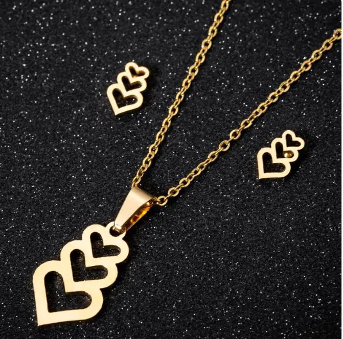 Stainless Steel Love Heart Necklaces For Women - Lootquake