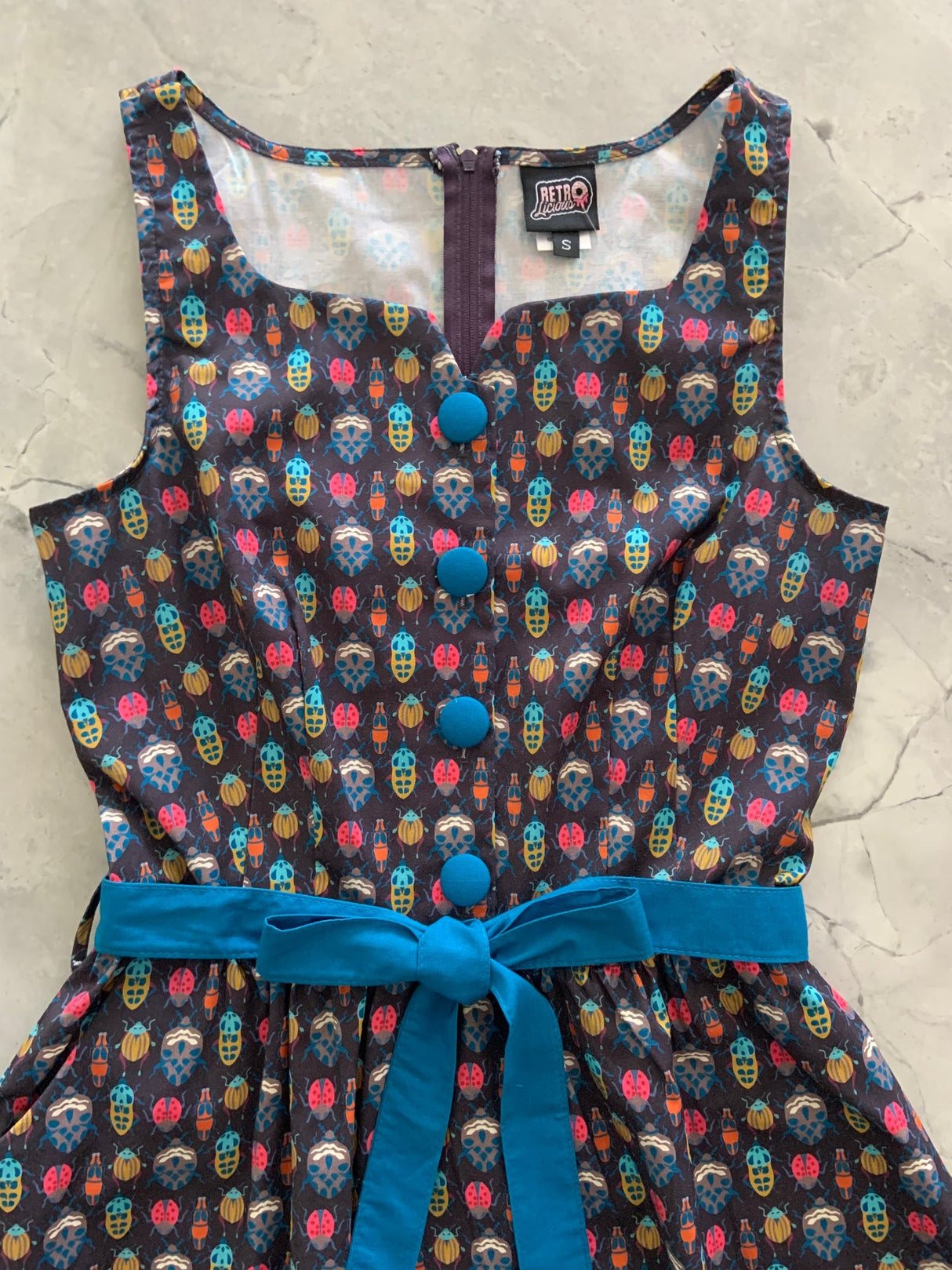 Vestido Ida Insectos - Talla pequeña solamente