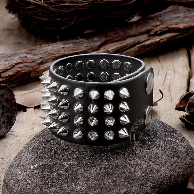 Pulsera de cuero con 4 filas de remaches