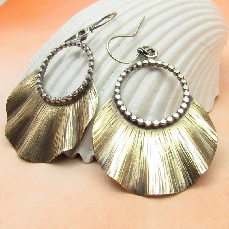 European And American Fashion Leaf Two-tone Earrings - Lootquake