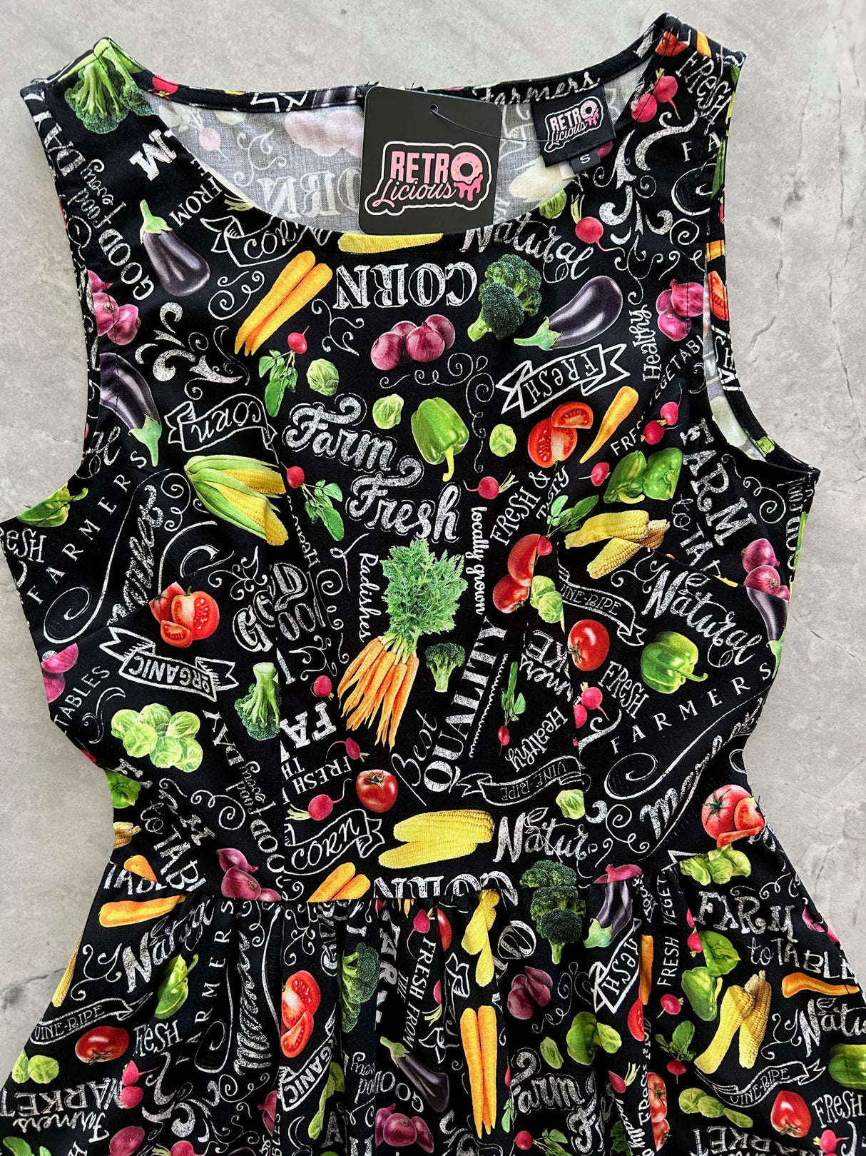 Farm Fresh Vintage Dress - Plus Sizes only