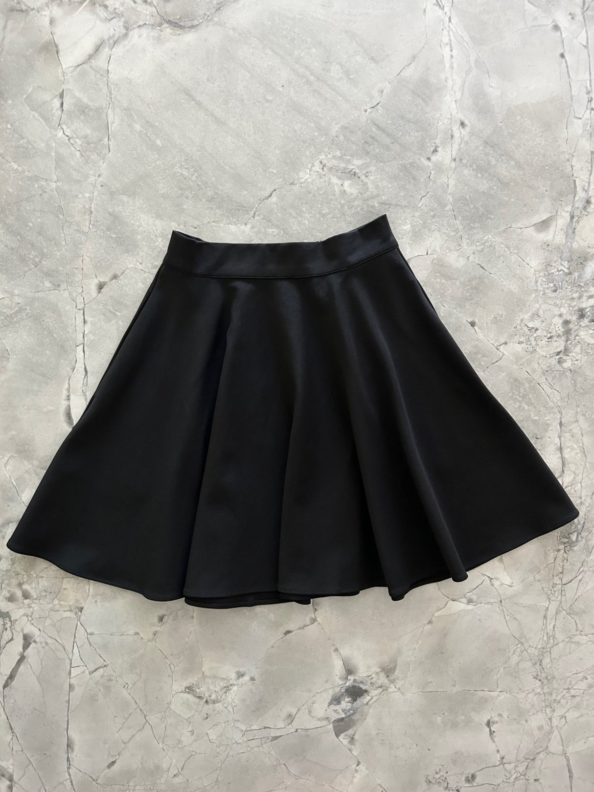 Falda patinadora Harper en negro (solo tallas grandes)