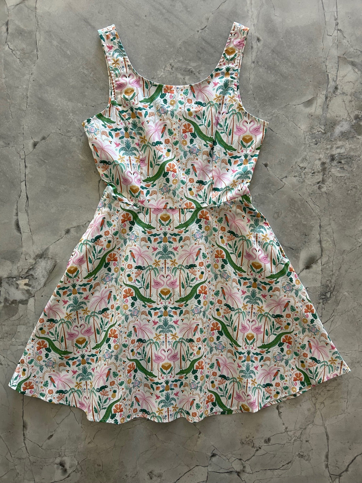 Vestido patinador tropical