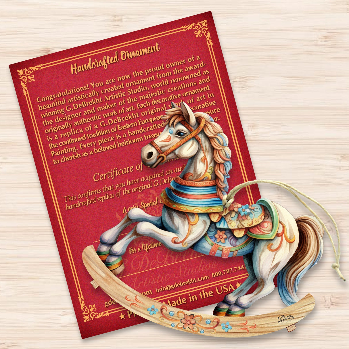 Adornos de madera con forma de caballo balancín de G. Debrekht - Decoración navideña - 8100196-1