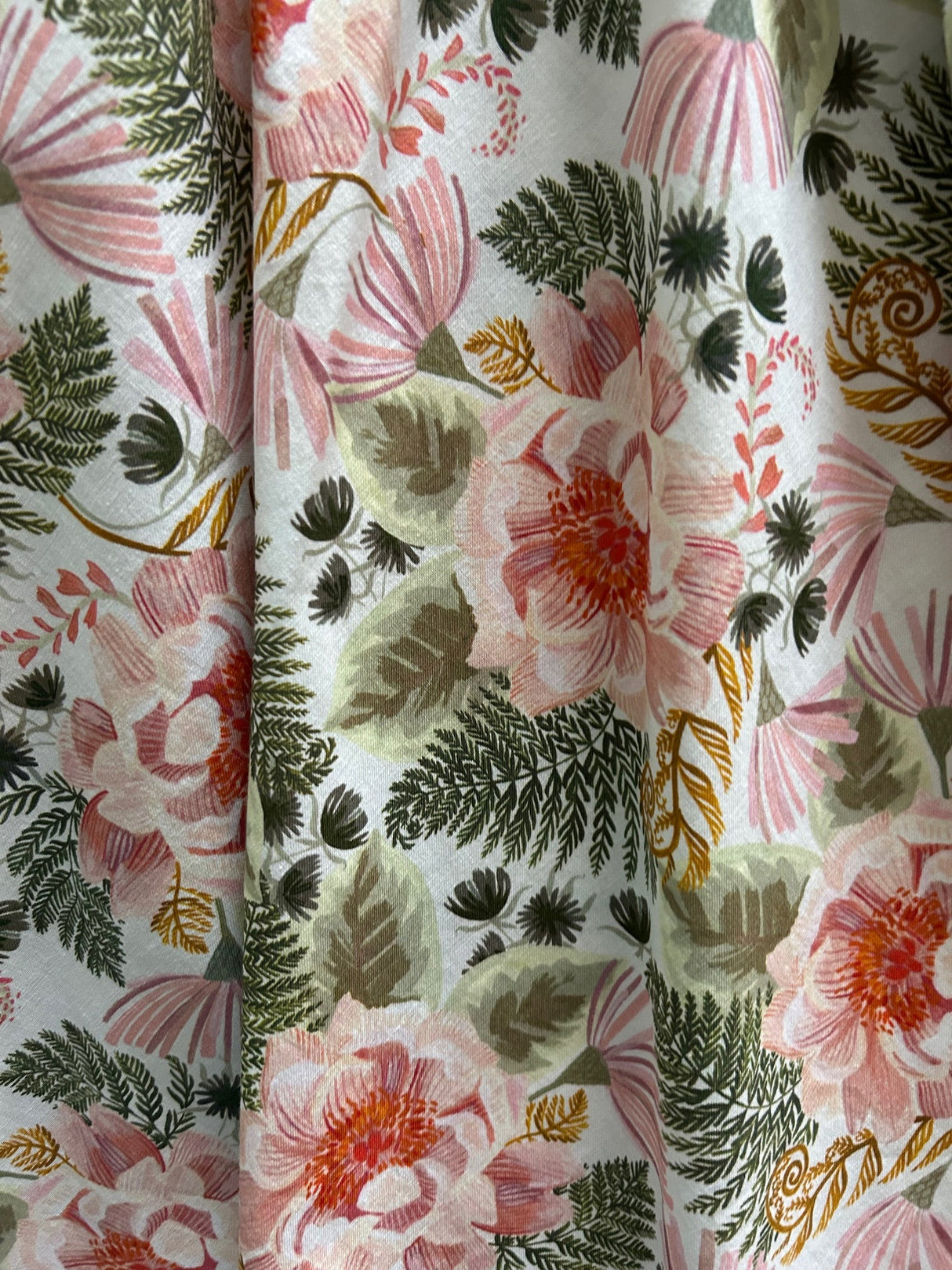 Vestido Greta con flores rosas