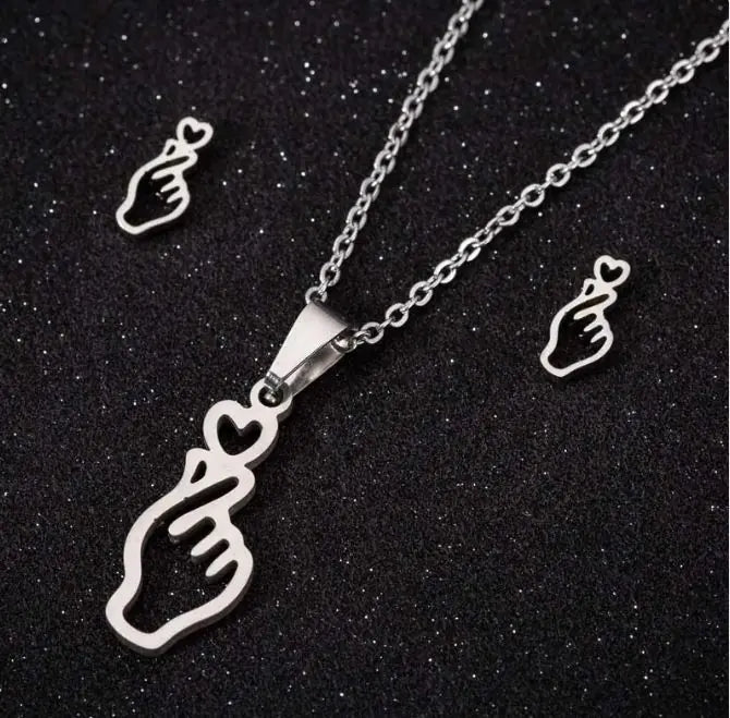 Stainless Steel Love Heart Necklaces For Women - Lootquake