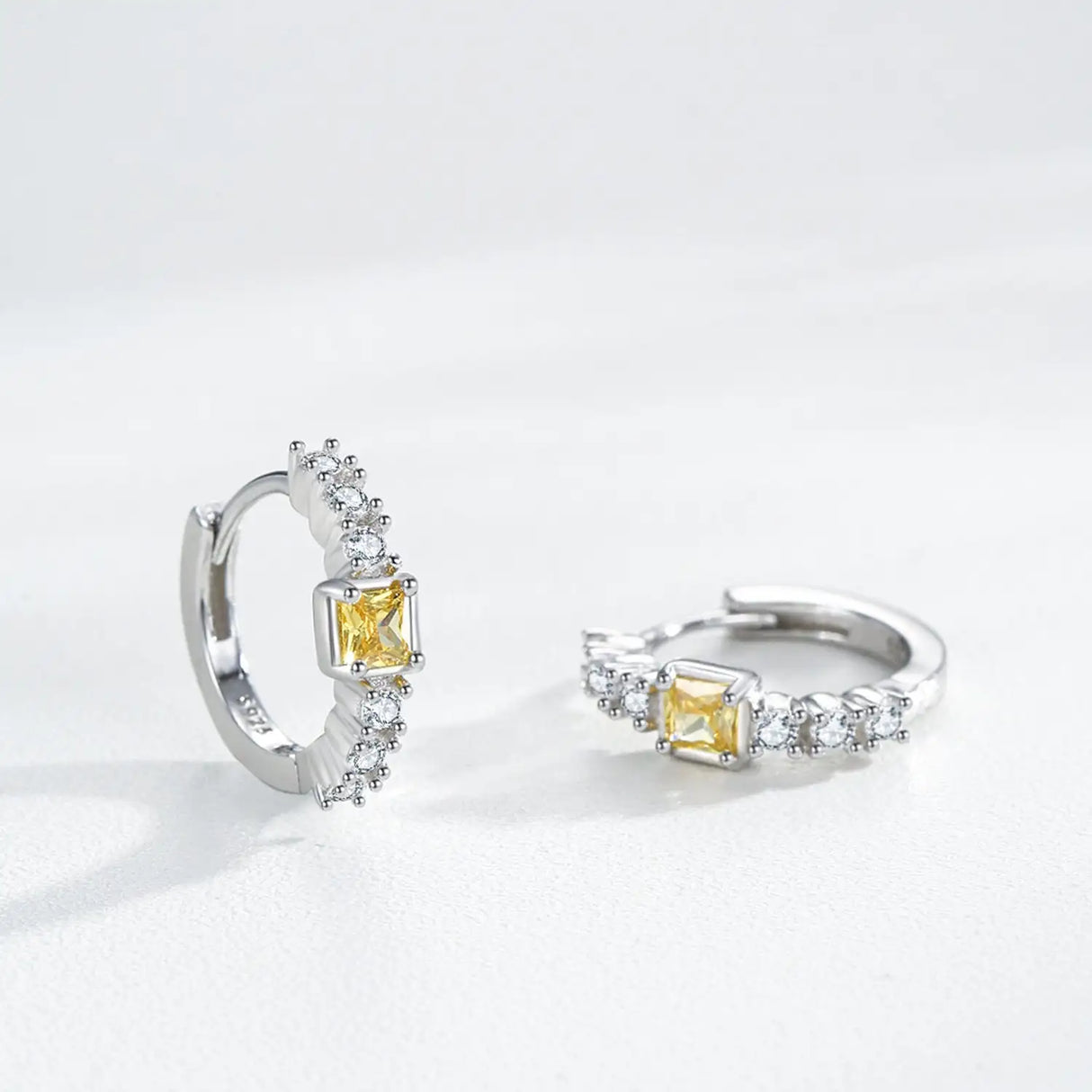 S925 Sterling Silver With Shiny Diamond Earrings Cold High Sense Ear Ring - Lootquake