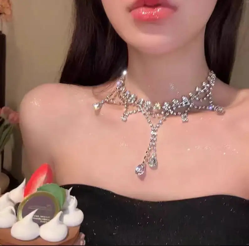 2025 New High End Design Full Diamond Water Diamond Necklace - Lootquake