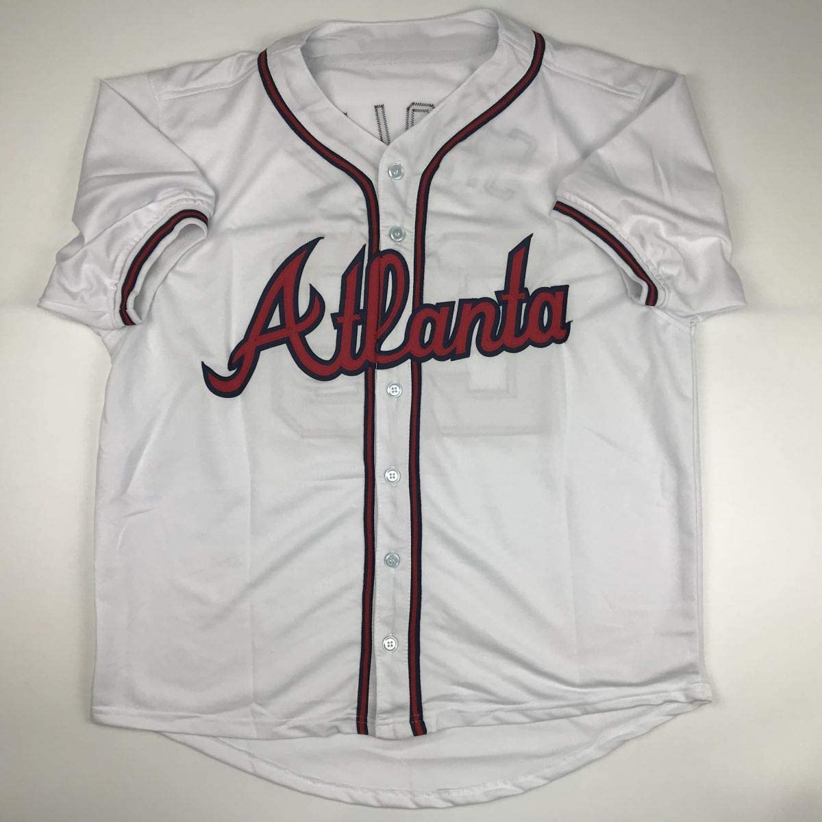 Camiseta de béisbol blanca de Atlanta autografiada/firmada por John Smoltz (JSA COA)