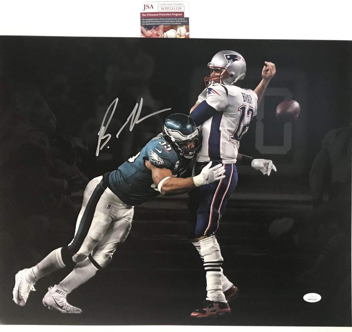 Foto de fútbol americano de 16 x 20 de los Philadelphia Eagles, autografiada y firmada por Brandon Graham. Juego destacado: captura, balón suelto, victoria contra Tom Brady, Super Bowl LII 52 Champions. JSA COA.