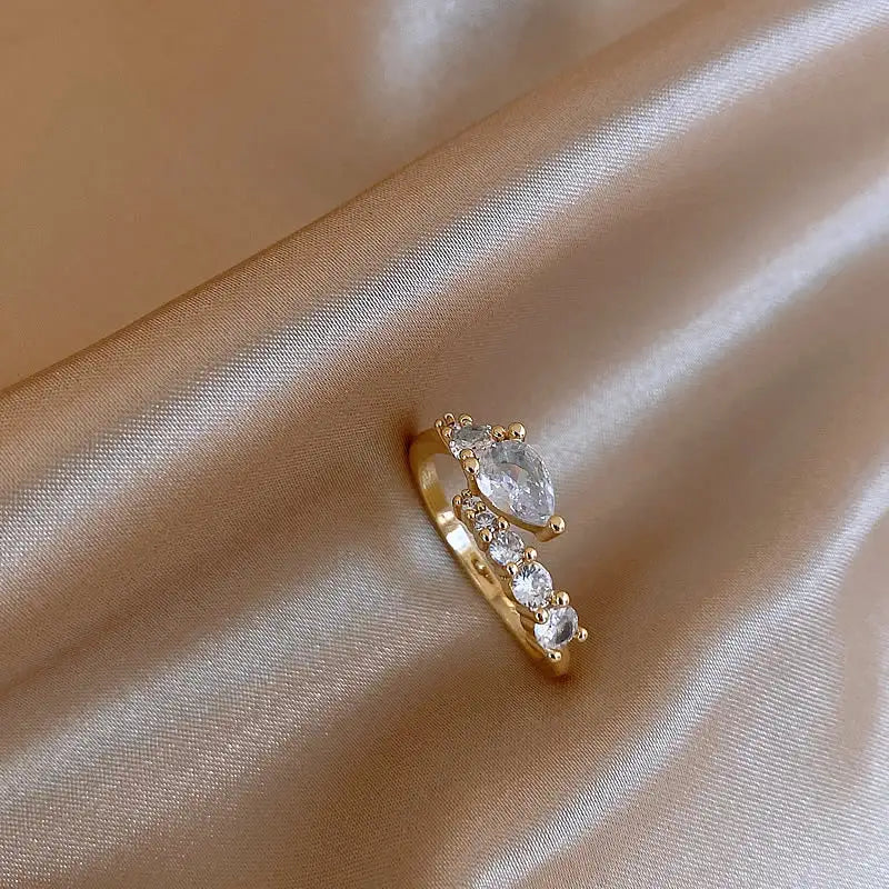 Light Luxury Minority High-grade Full Diamond Snake Ring - Lootquake