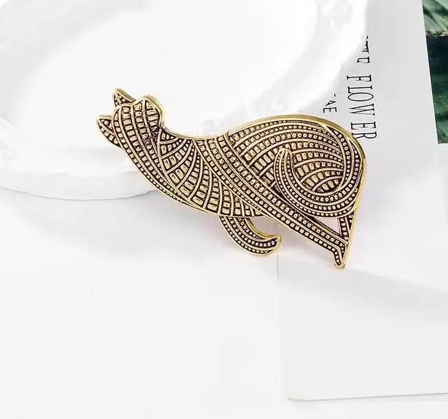 Cute Cat Brooch With Ancient Animals - Lootquake