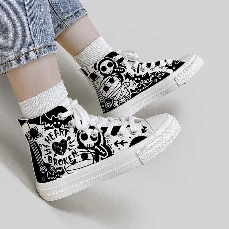 Amy and Michael Original Design Individual Graffiti Shoes Women High Top Canvas Sneakers Teenagers Students Skateboard Shoes