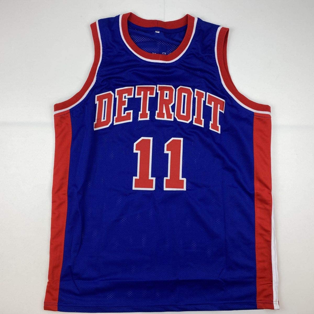 Camiseta de baloncesto azul de Detroit de Isiah Thomas autografiada/firmada Beckett BAS COA