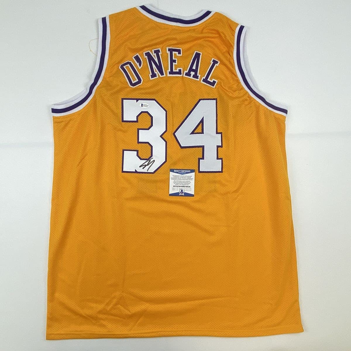 Camiseta de baloncesto amarilla autografiada/firmada de Shaquille Shaq O'Neal Los Ángeles LA Beckett BAS COA