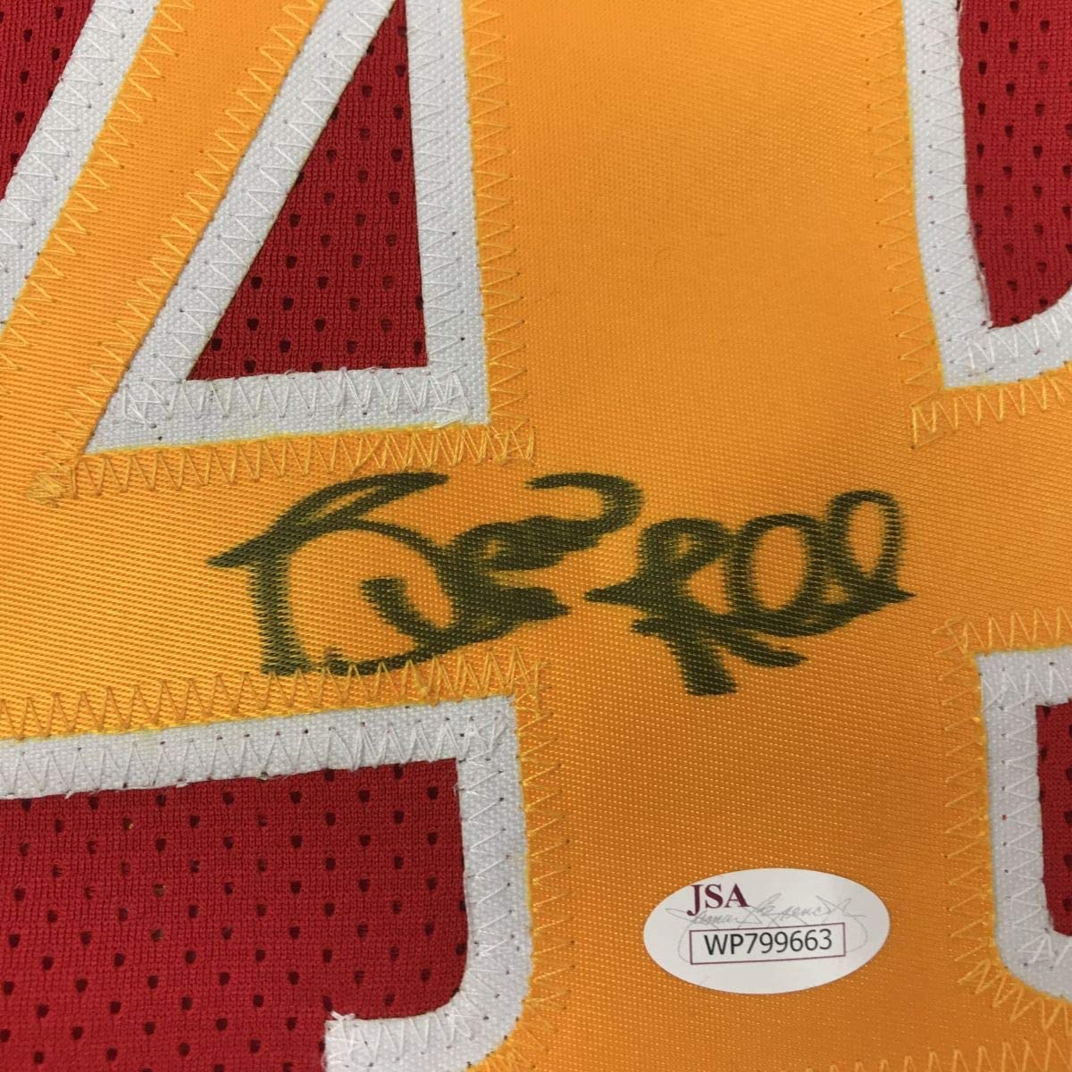 Camiseta de baloncesto roja de Atlanta de Spud Webb autografiada/firmada JSA COA