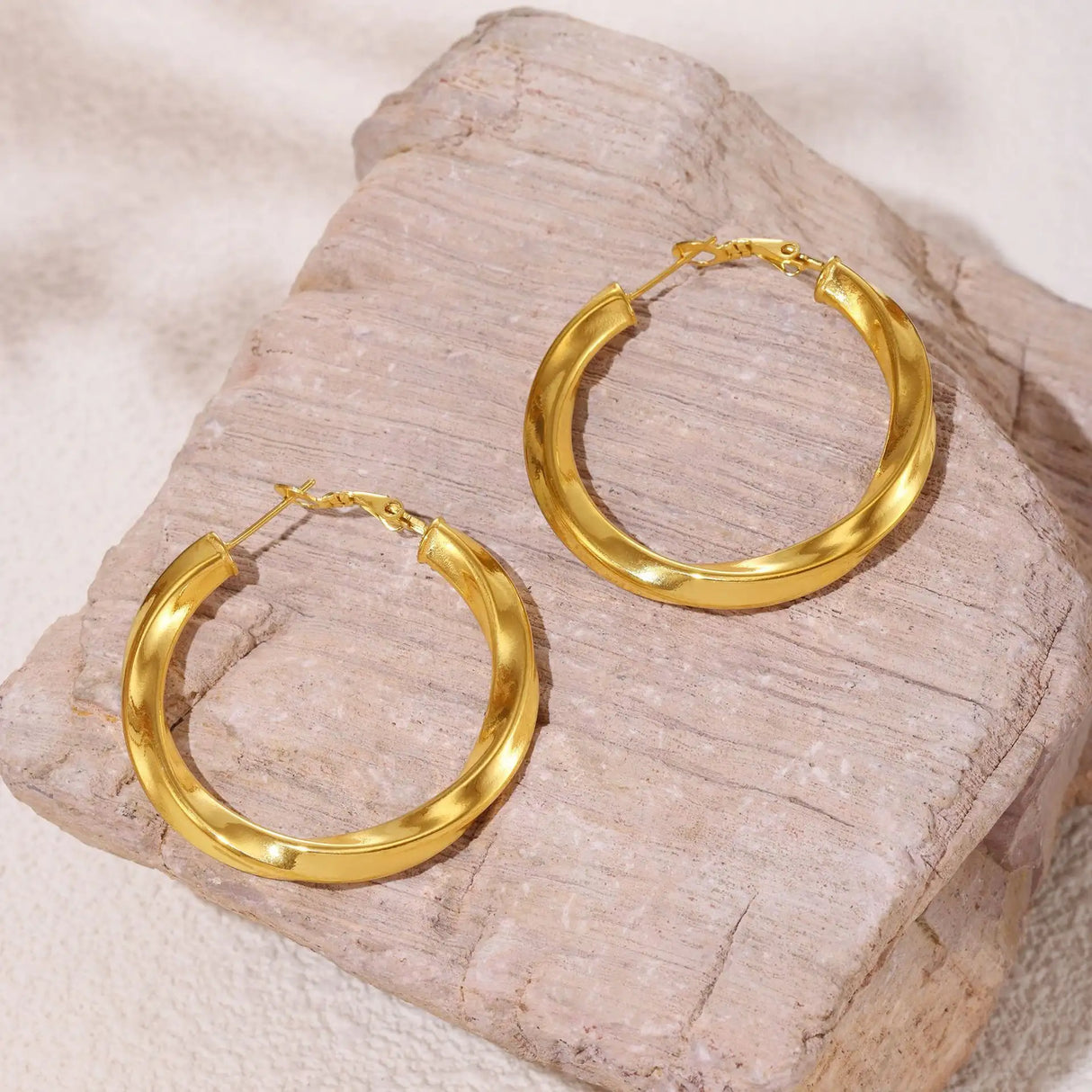 Stainless Steel 18K Real Gold C- Shaped Round Ring Earrings - Lootquake