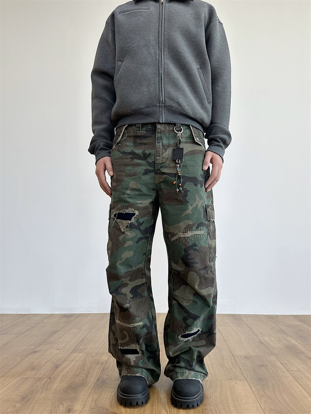 Distressed Military Camouflage Destruction Affixed Cloth Embroidered Loose Straight Cargo Pants - Lootquake