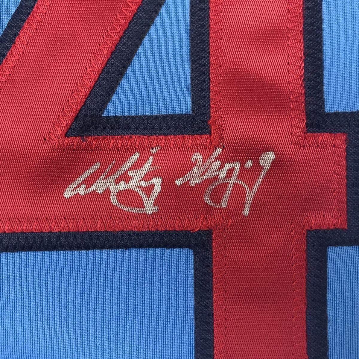 Camiseta de béisbol azul de San Luis, enmarcada, autografiada y firmada por Whitey Herzog, 35 x 39, JSA COA