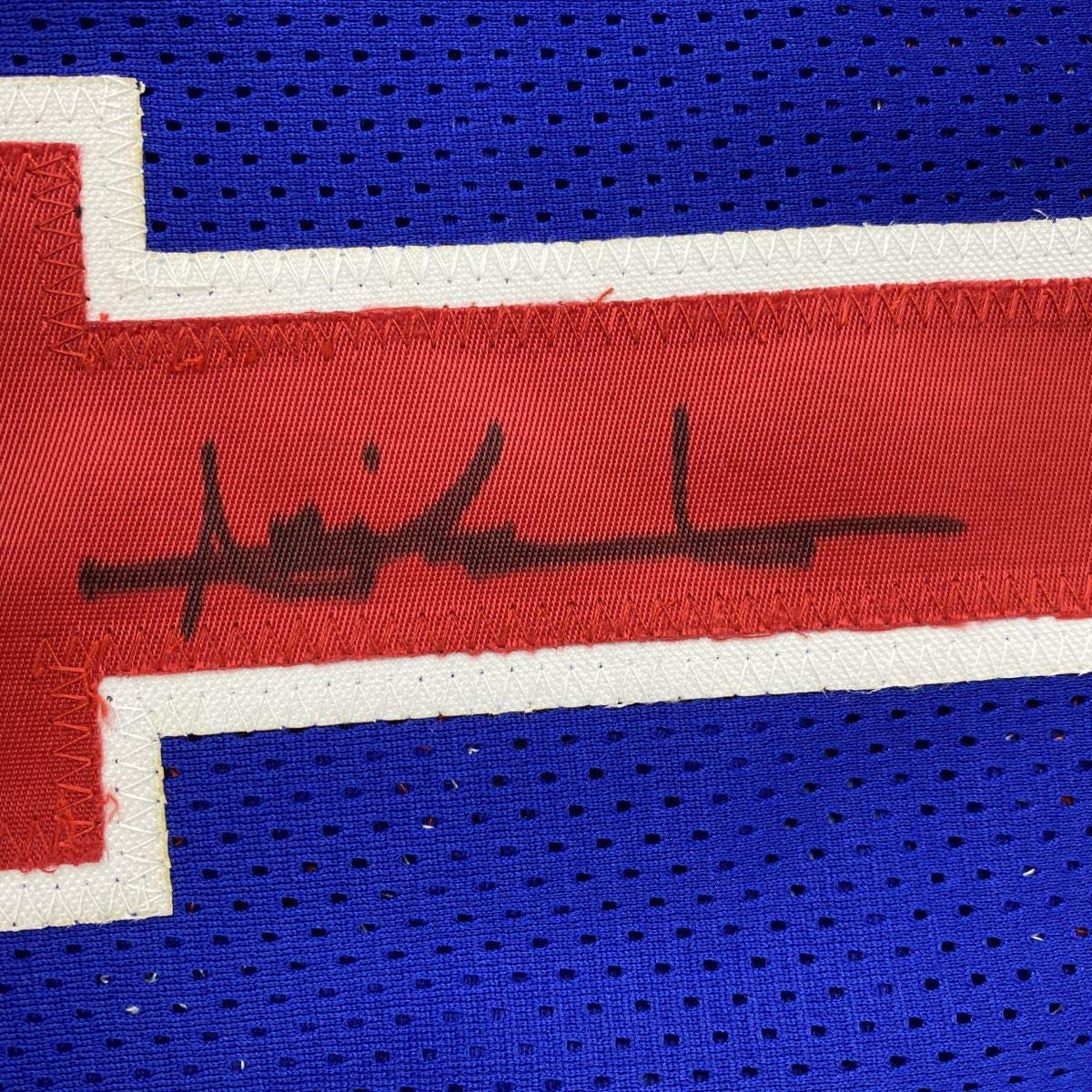 Camiseta de baloncesto azul de Detroit de Isiah Thomas autografiada/firmada Beckett BAS COA