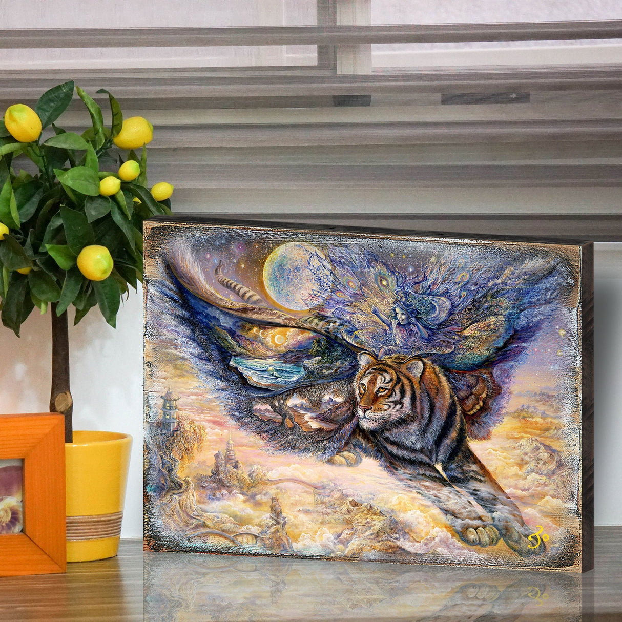 Arte de pared de madera de fantasía con diseño de polilla tigre de Josephine Wall - Decoración de fantasía - 852145-JW