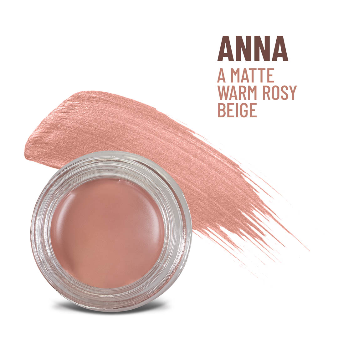 Anna Any Wear Creme: Un producto multiusos, resistente al agua, que se transforma en crema y polvo para ojos, mejillas y labios. Se puede usar en cualquier lugar.