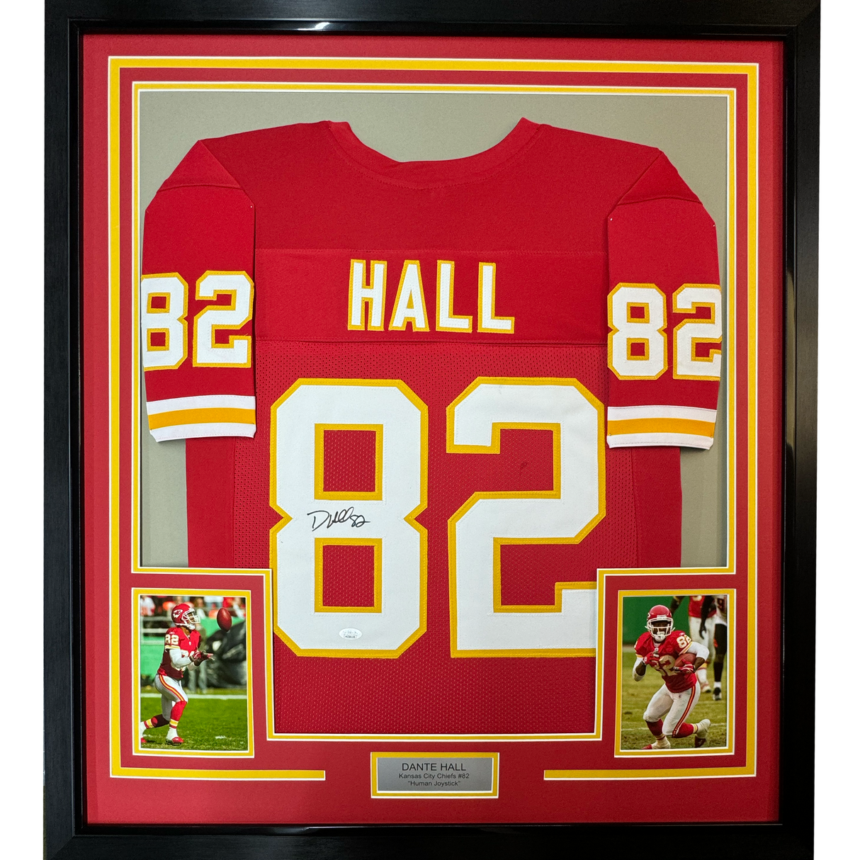 Camiseta de fútbol americano Kansas City Red de 35 x 39, enmarcada, autografiada y firmada por Dante Hall. PSA/CÓDIGO DE ADN.