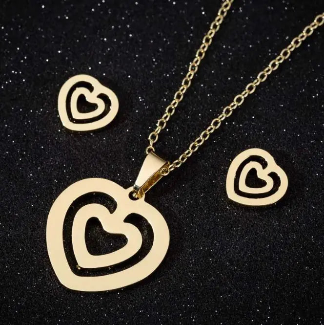Stainless Steel Love Heart Necklaces For Women - Lootquake