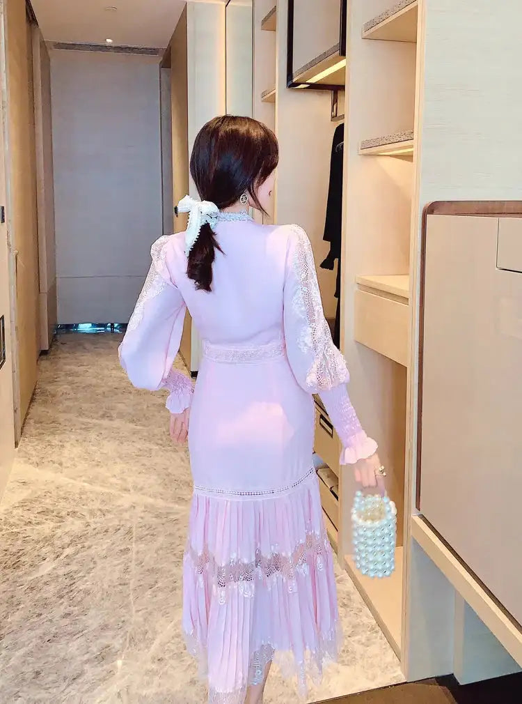 JSXDHK Fashion Runway Women Pleated Party Dress Spring Sexy V Neck Lantern Sleeve Chiffon Patchwork Lace Bodycon Slim Long Dress - Lootquake