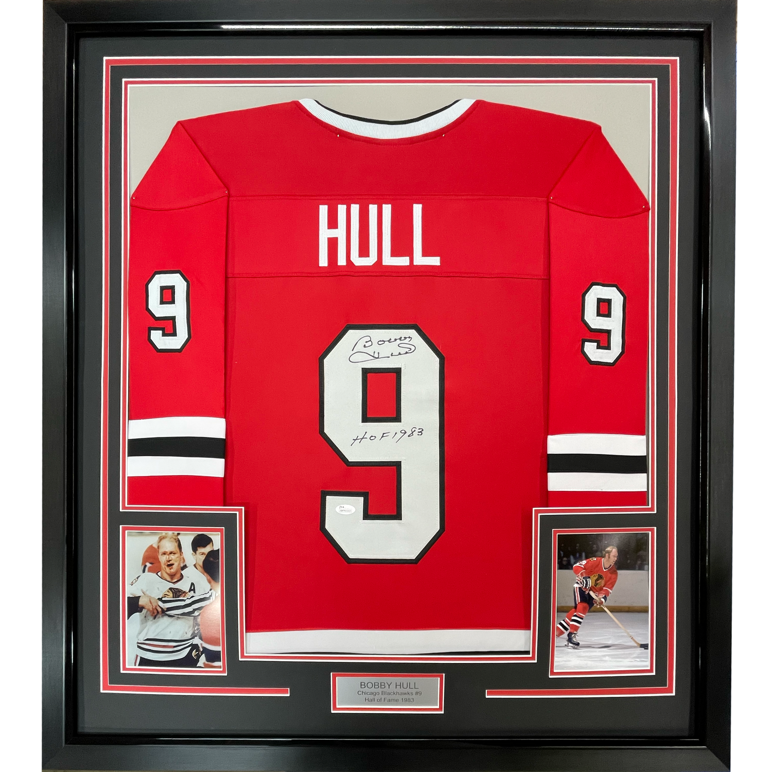 Camiseta de hockey roja de Chicago, enmarcada, autografiada y firmada por Bobby Hull, HOF 1983, 35 x 39, JSA COA