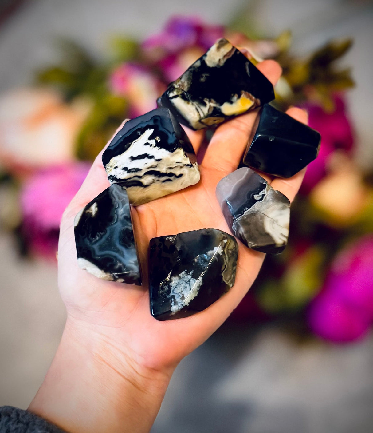 Volcano Agate Tumbled Freecubes, UV Green Fluorescent Minerals