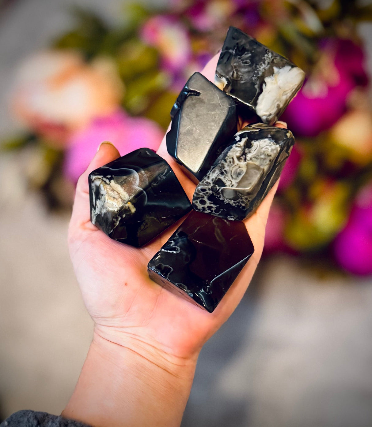 Volcano Agate Tumbled Freecubes, UV Green Fluorescent Minerals