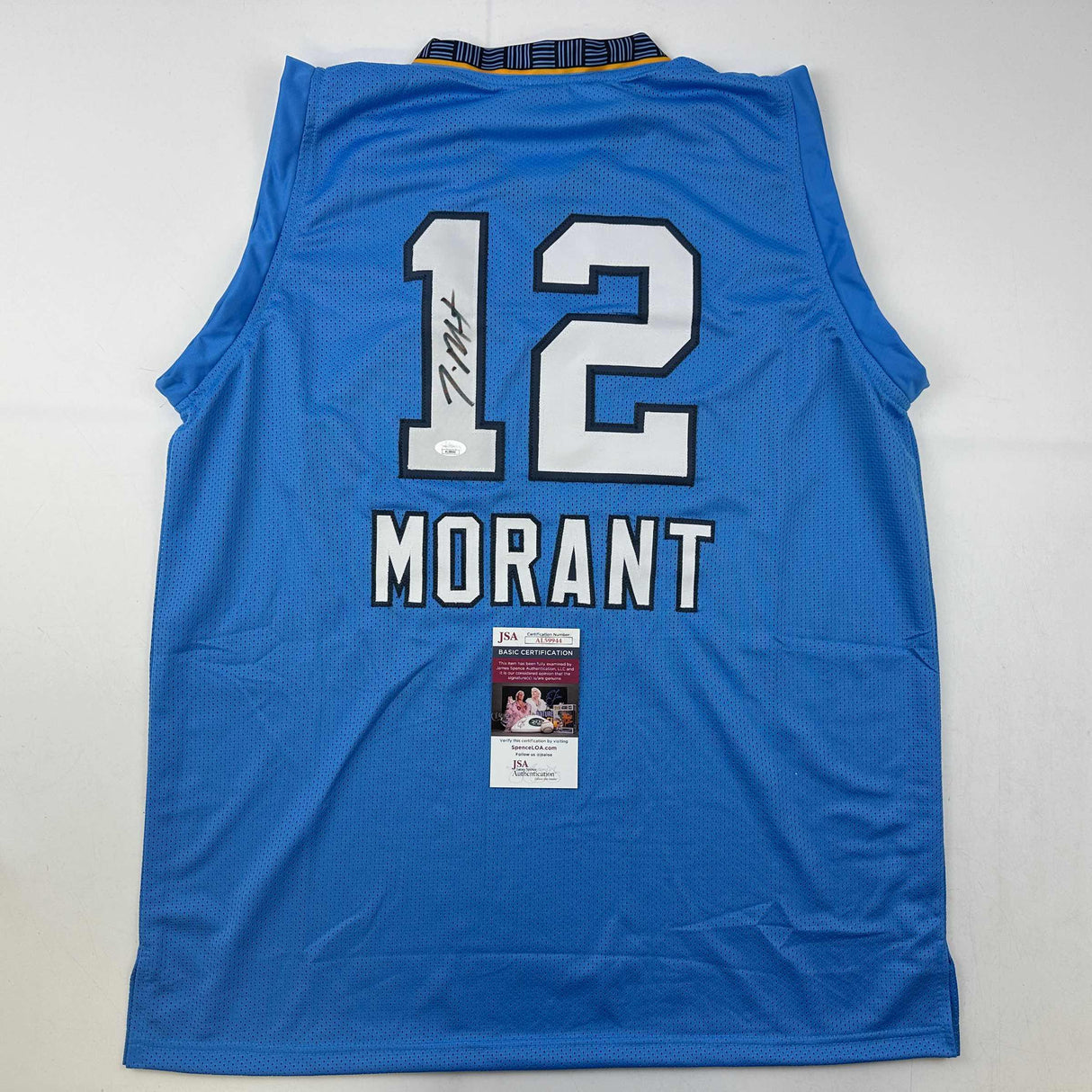 Camiseta de baloncesto azul claro de Memphis autografiada/firmada por Ja Morant (JSA COA)