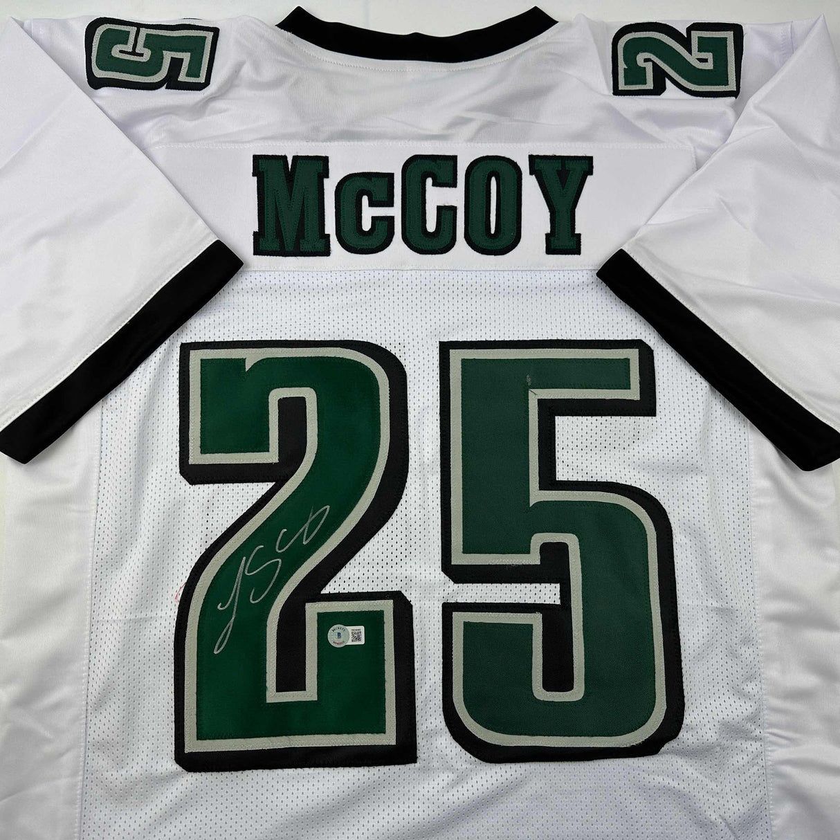 Camiseta de fútbol blanca de Filadelfia autografiada/firmada por LeSean McCoy Beckett BAS COA