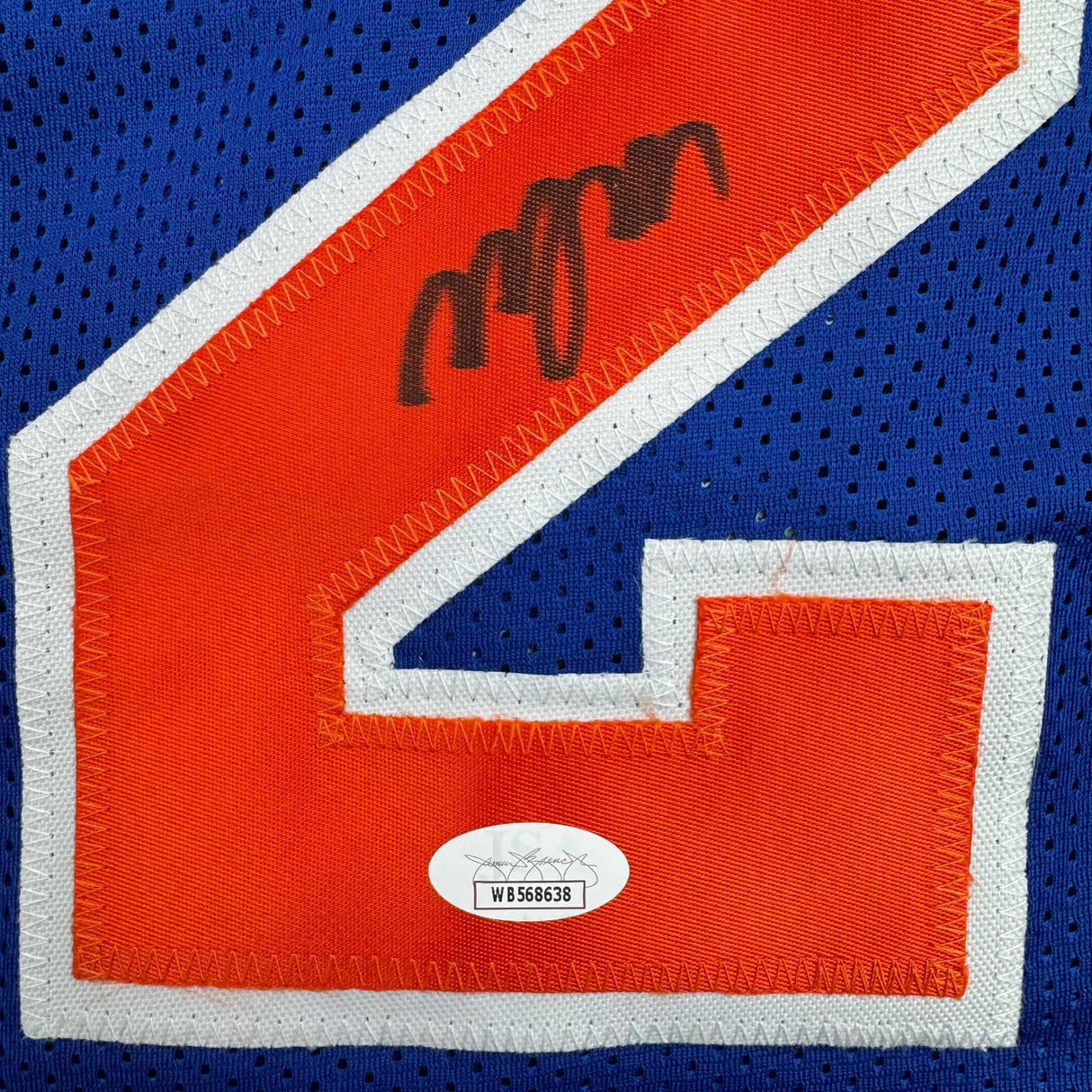 Camiseta de baloncesto azul de Nueva York autografiada/firmada por Miles Deuce McBride (JSA COA)