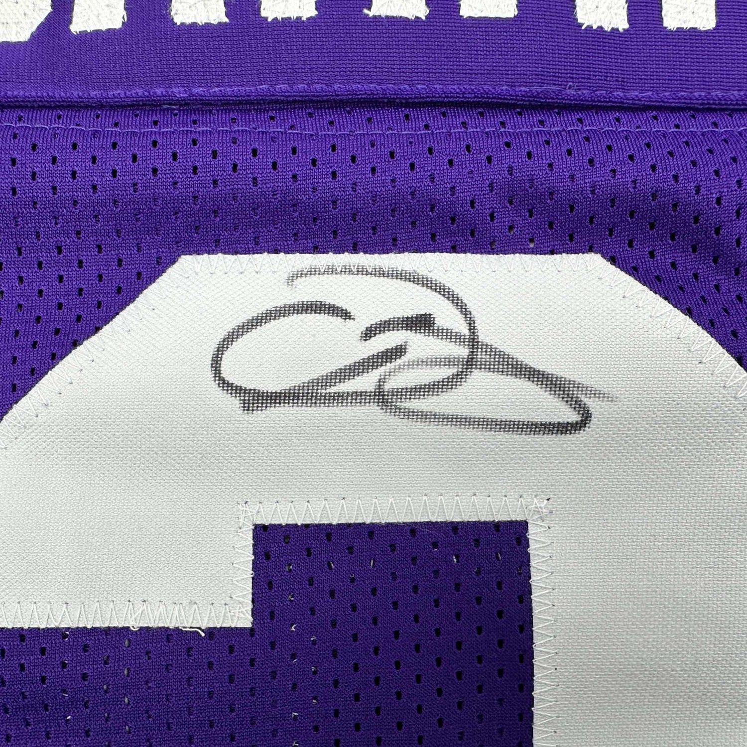 Camiseta de fútbol americano universitario morada de LSU autografiada/firmada por Odell Beckham Jr. Beckett BAS COA