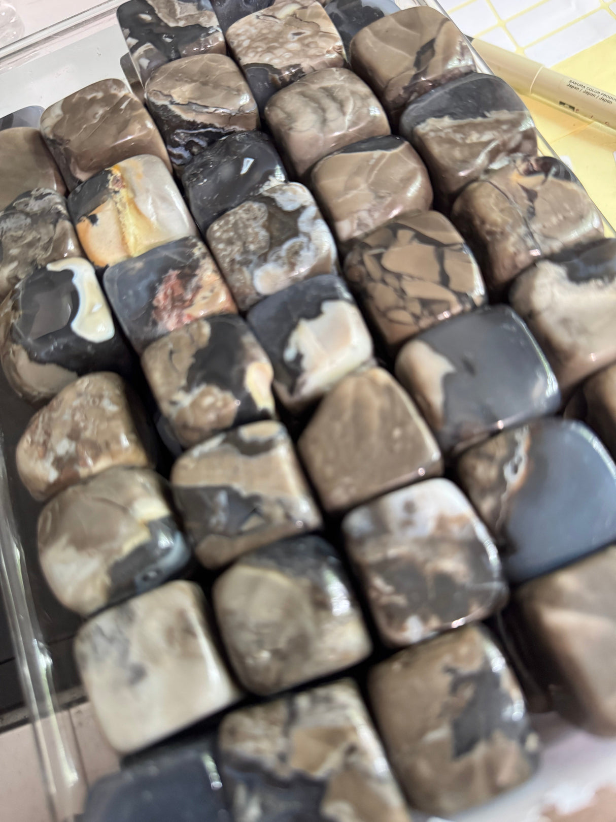 Cheap Volcano Agate Tumbled Cubes, UV Green Fluorescent Minerals