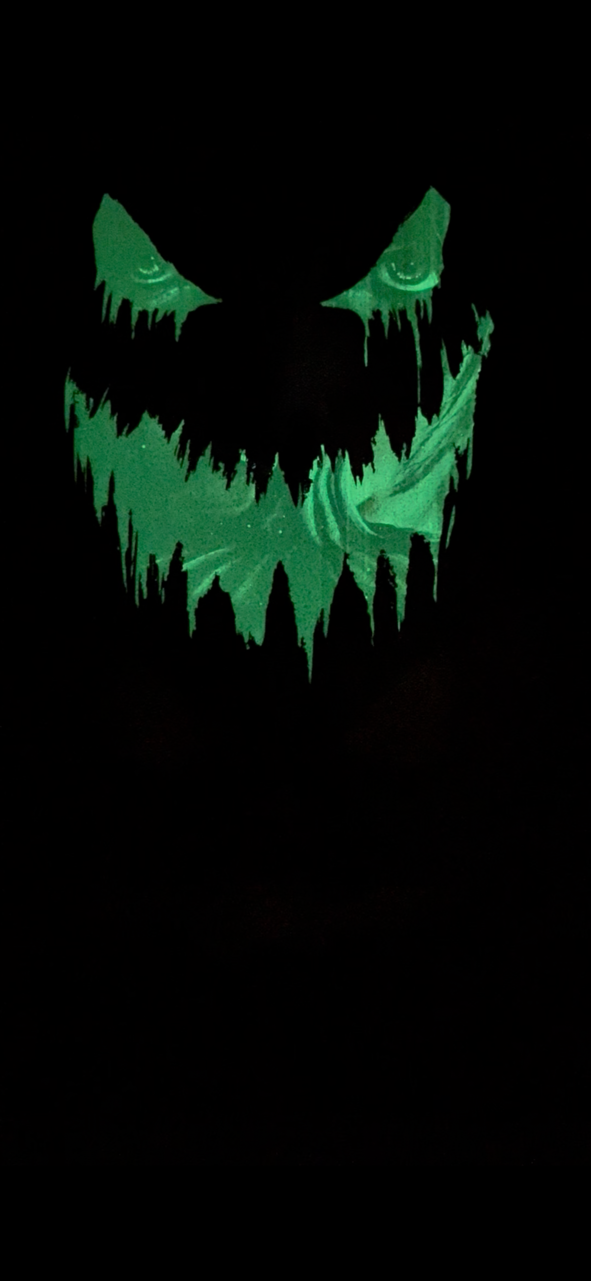 (A) Glow in the Dark Hello Halloween Virgin Cover by Wil Shrike (AC Exclusive)