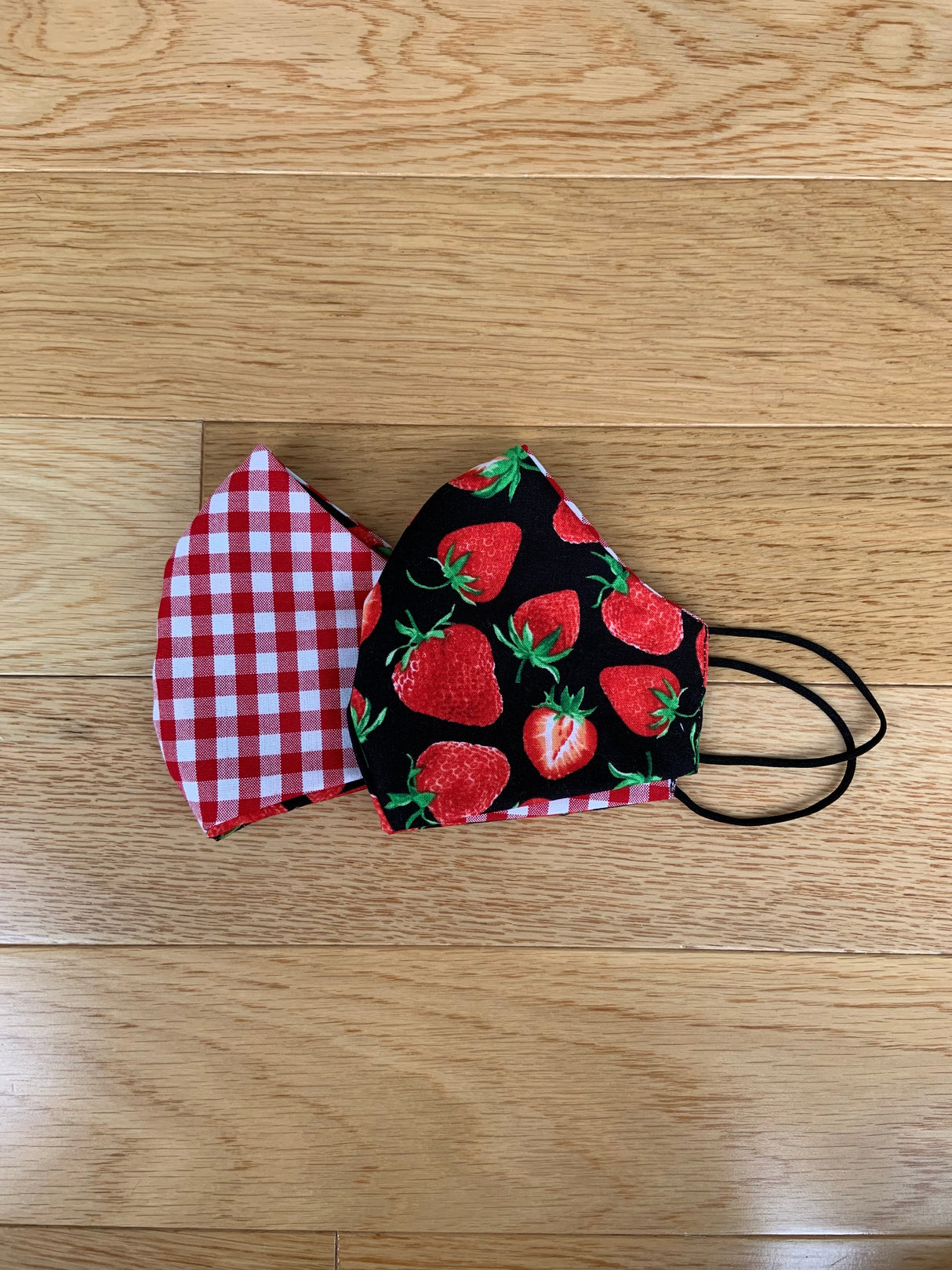Mascarilla reversible Berry Good / Red Gingham
