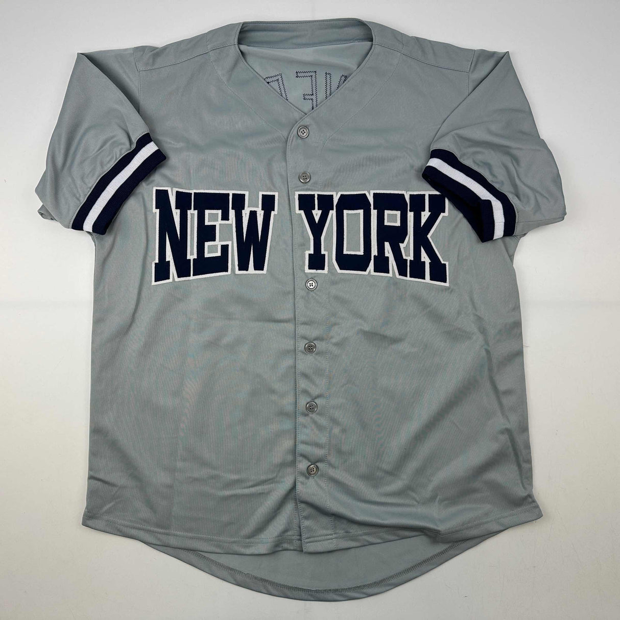 Camiseta de béisbol gris de Nueva York autografiada/firmada por Mariano Rivera JSA COA/LOA