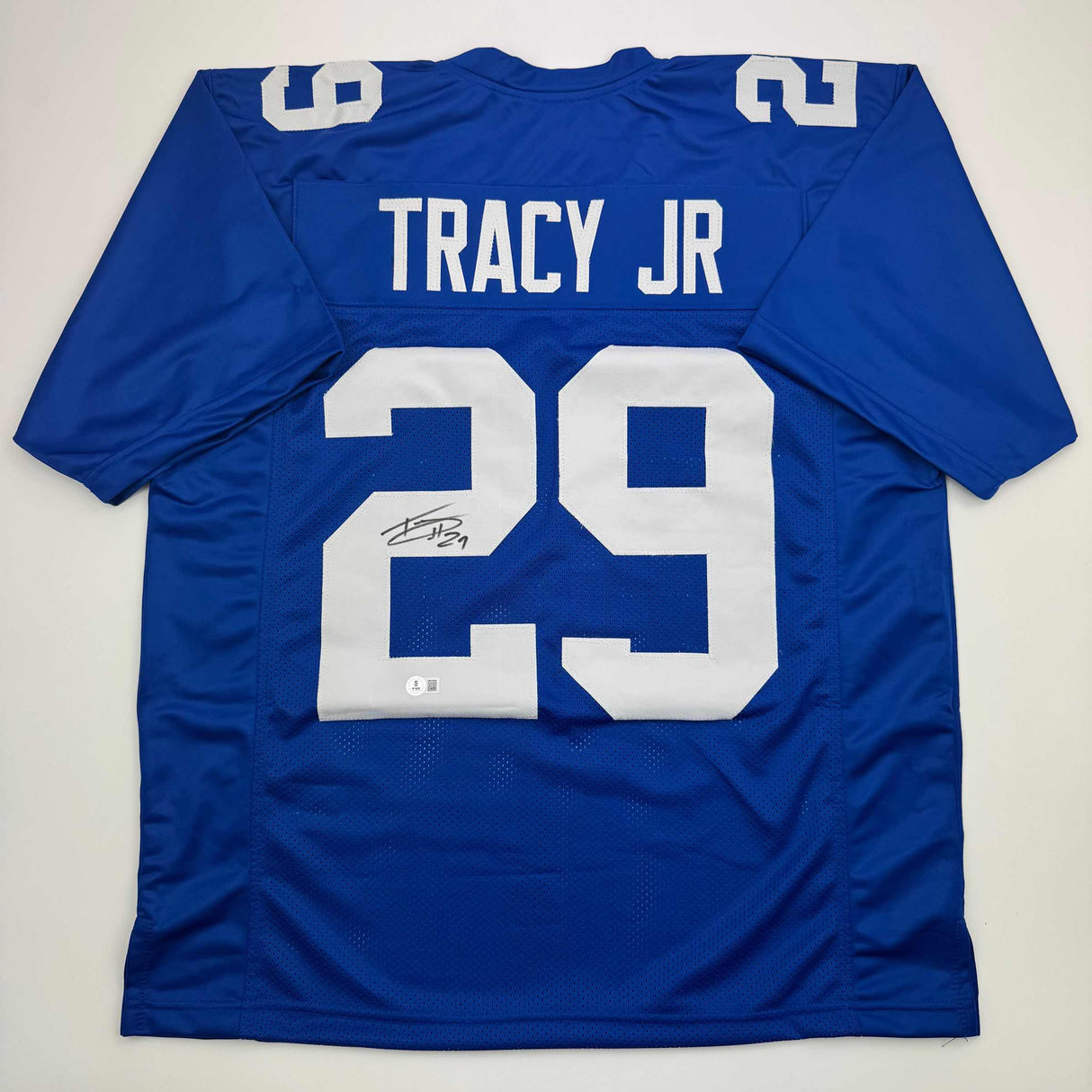 Camiseta de fútbol azul de Nueva York autografiada/firmada por Tyrone Tracy Jr. Beckett BAS COA