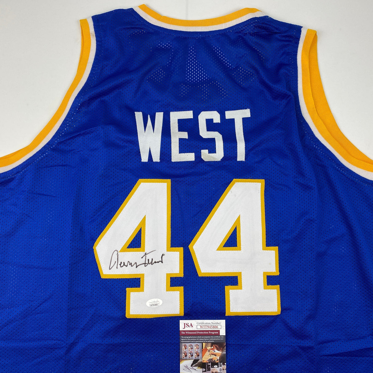 Camiseta de baloncesto universitaria azul de West Virginia autografiada/firmada de Jerry West (JSA COA)