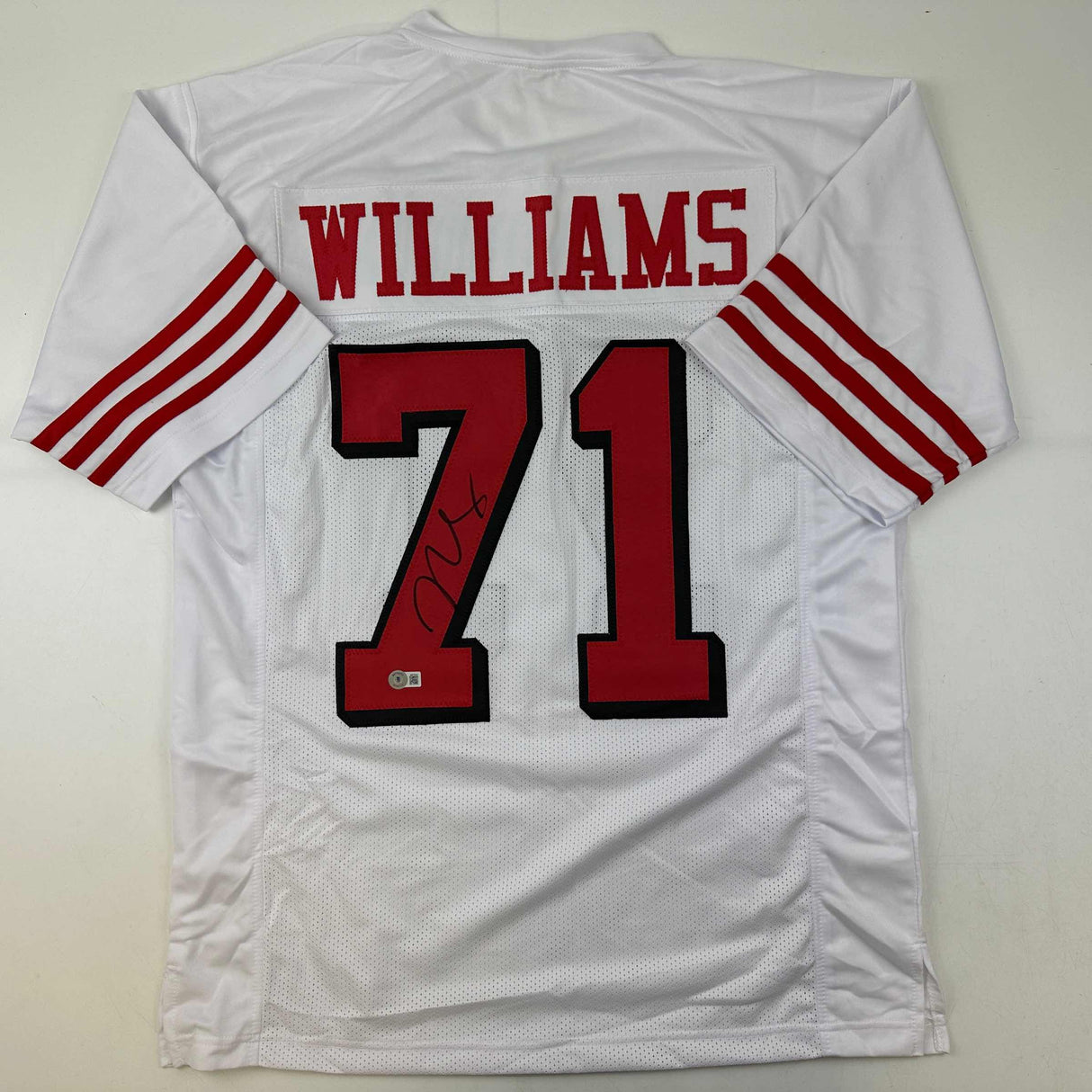 Camiseta de fútbol blanca alternativa de San Francisco de Trent Williams autografiada/firmada Beckett BAS COA