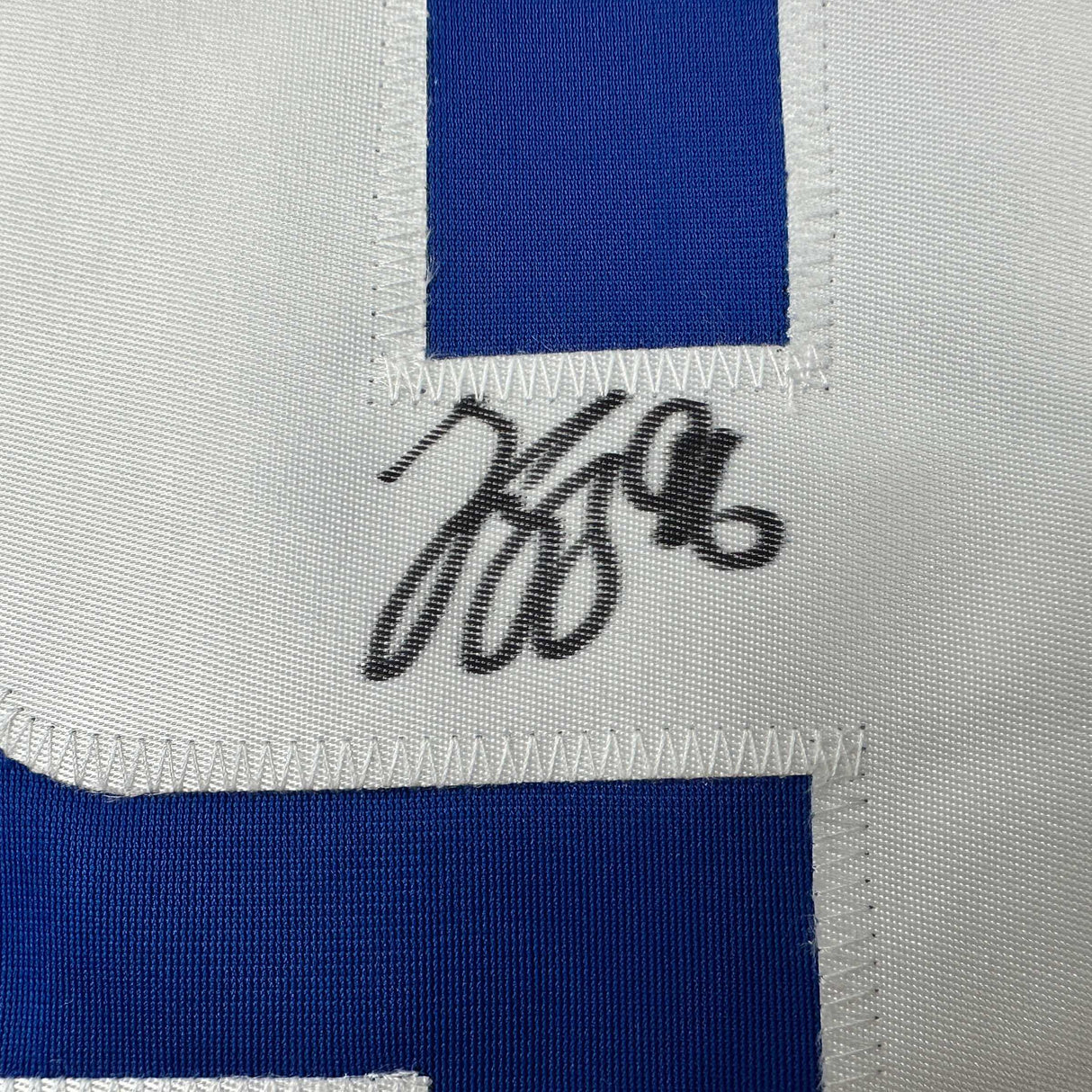 Autografiado/firmado Andrei Kuzmenko Vancouver Blue Hockey Jersey PSA/DNA COA